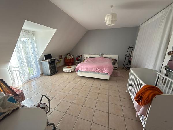 Maison 7 pièces 215.81 m2