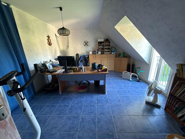 Maison 7 pièces 215.81 m2