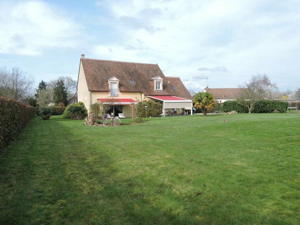Maison 7 pièces 215.81 m2