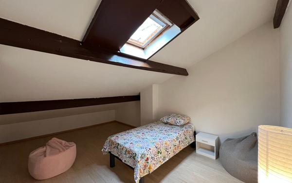 Appartement à louer    4 pièces • 92 m2 Cannes