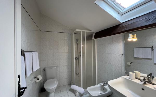 Appartement à louer    4 pièces • 92 m2 Cannes