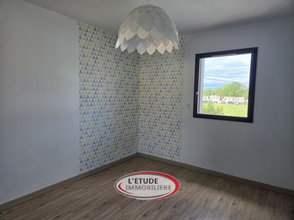 EXCLUSIVITE BOUGUENAIS BOURG : RT 2012 de qualité, 106 m² + terrasse et garage, au calme !