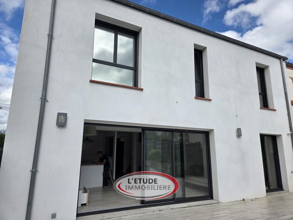 EXCLUSIVITE BOUGUENAIS BOURG : RT 2012 de qualité, 106 m² + terrasse et garage, au calme !