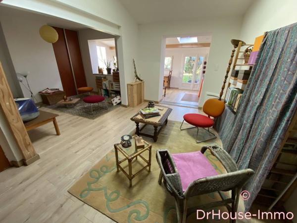 Maison à vendre 10 pièces de 250 m²