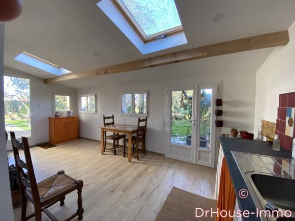 Maison à vendre 10 pièces de 250 m²