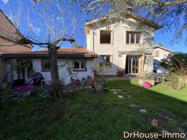 Maison à vendre 10 pièces de 250 m²