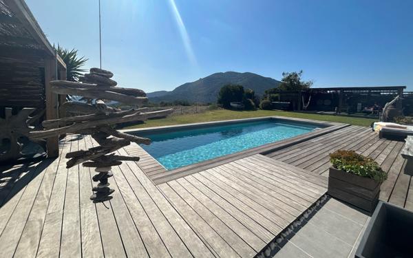 Maison à vendre    4 pièces • 150,95 m2 Alata