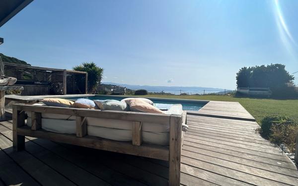 Maison à vendre    4 pièces • 150,95 m2 Alata