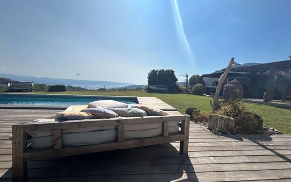 Maison à vendre    4 pièces • 150,95 m2 Alata