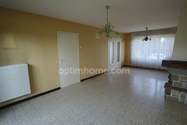 Hem La Vallée - Maison familiale à rafraîchir – 3 chambres – Jardin – Sous-sol complet