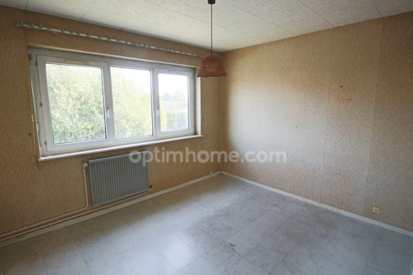 Hem La Vallée - Maison familiale à rafraîchir – 3 chambres – Jardin – Sous-sol complet