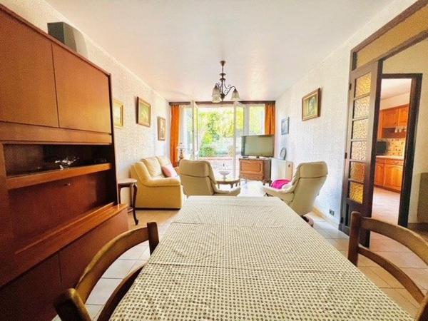 Maison T5 100 m2 avec jardin de 300 m2 et garage