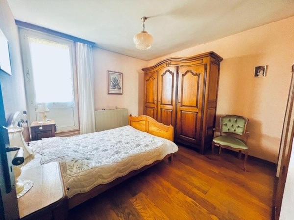 Maison T5 100 m2 avec jardin de 300 m2 et garage