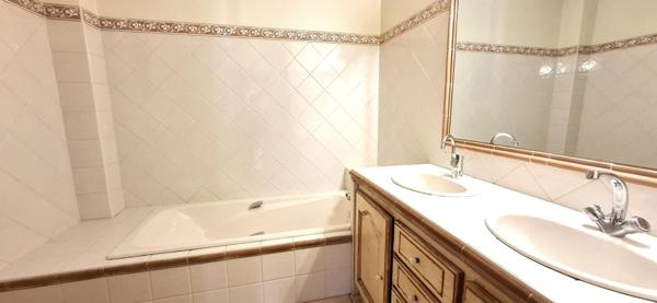 ensemble immobilier 265 m2, 11 pièces, 6 chambres