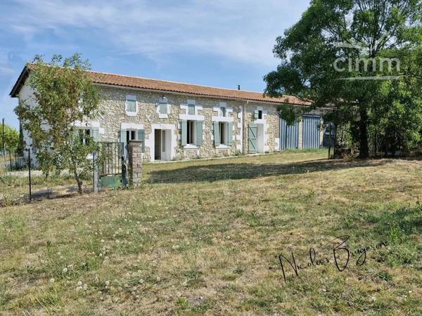 Ensemble immobilier avec revenu locatif – Le Fouilloux