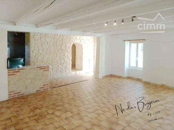 Ensemble immobilier avec revenu locatif – Le Fouilloux