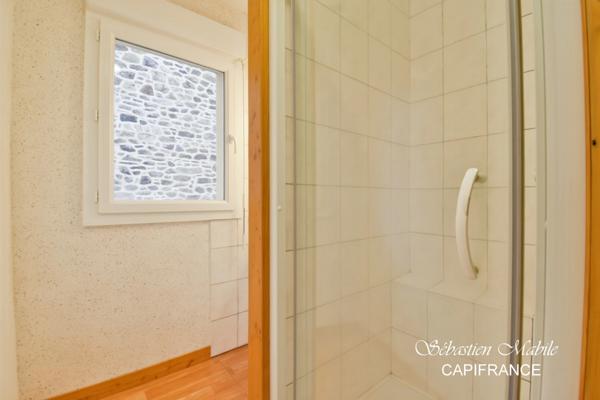 Maison 5 pièces avec vie de plain pied au rez de chaussée - PONTORSON (50)