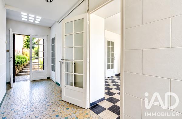 Maison à vendre 7 pièces 173 m² Saint-Nom-la-Bretèche