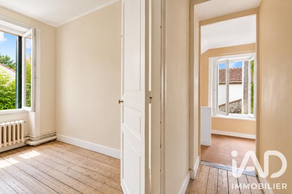Maison à vendre 7 pièces 173 m² Saint-Nom-la-Bretèche