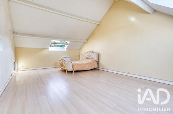 Maison à vendre 7 pièces 173 m² Saint-Nom-la-Bretèche