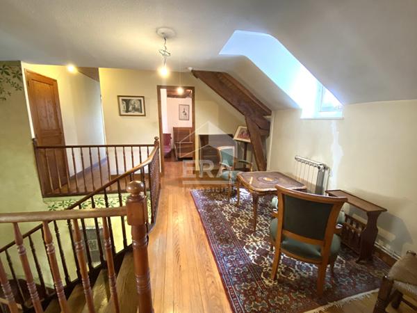 Rare en centre ville - Maison de caractère avec dépendances et jardin