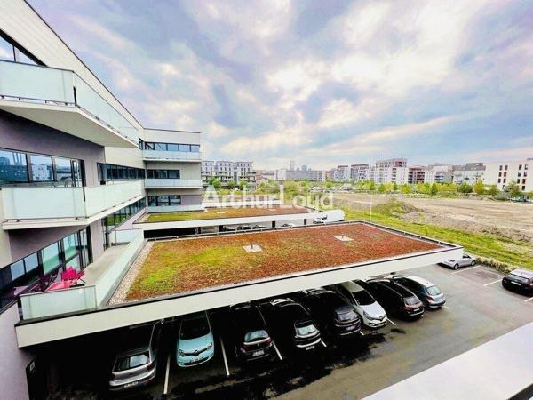 BUREAUX à VENDRE de 566 m²