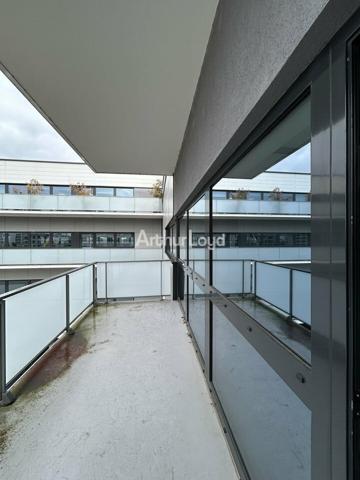 BUREAUX à VENDRE de 566 m²