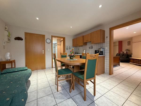 Immeuble - 8 pièces - 190 m²