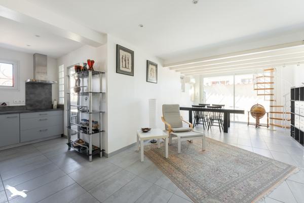 Maison 750 000 € Mauguio 6 p 174 m² DPE D
