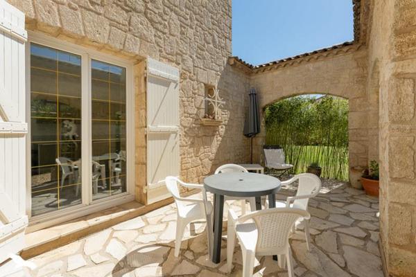 Maison 750 000 € Mauguio 6 p 174 m² DPE D