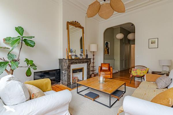 Appartement à vendre |                                       Bordeaux |                                        4 pièces  |  108 m²