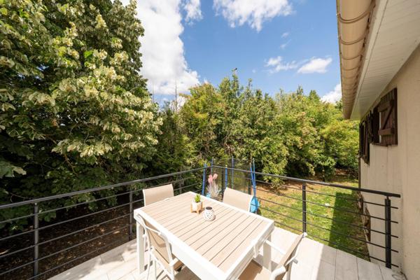 Maison individuelle – 6 chambres – Garage – Jardin arboré de 720 m²