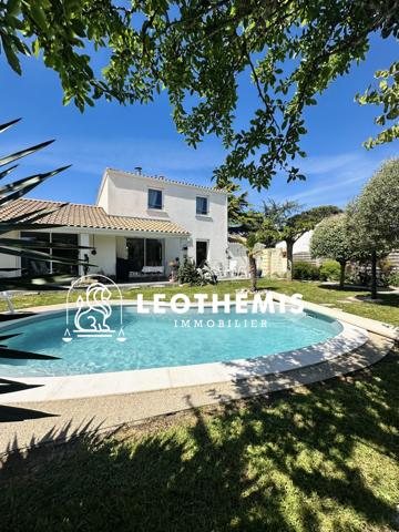 VILLA MODERNE AVEC PISCINE