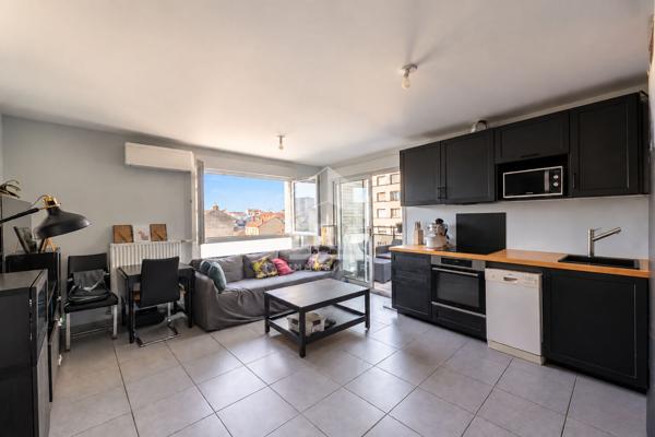 Appartement  T2 bis pièces à vendre à Villeurbanne - Quartier République Bellecombe