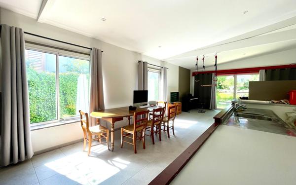 Maison à vendre    4 pièces • 119,50 m2 Le Bouscat