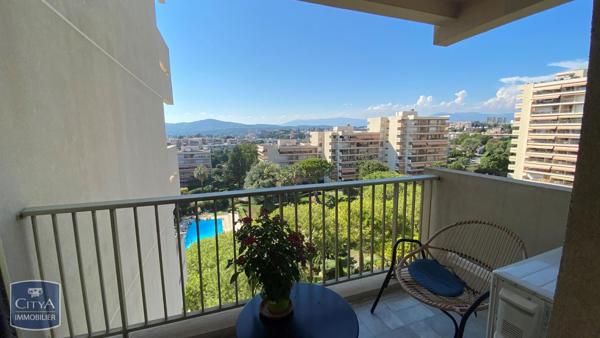 Location appartement Antibes (06) 4 pièces 78.87m²