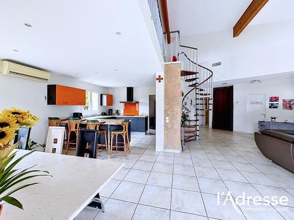 Exclusivité l'Adresse - Mondonville - Maison T6 de 168 m2 sur une parcelle de 847m2.