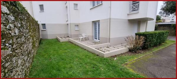 STUDIO MEUBLE DE 18 M2 AVEC TERRASSE PRIVATIVE