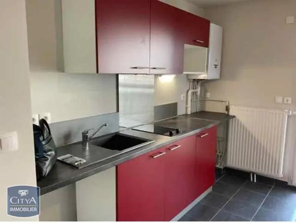 Appartement à louer 1 pièce 32.7m² Tours (37000)