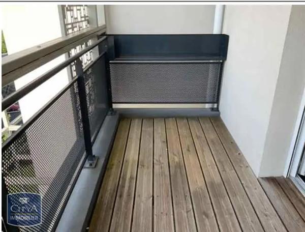 Appartement à louer 1 pièce 32.7m² Tours (37000)