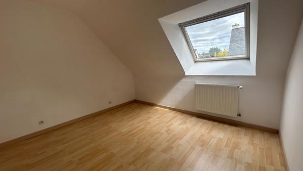Maison familiale 7 pièces à vendre à Chavagne