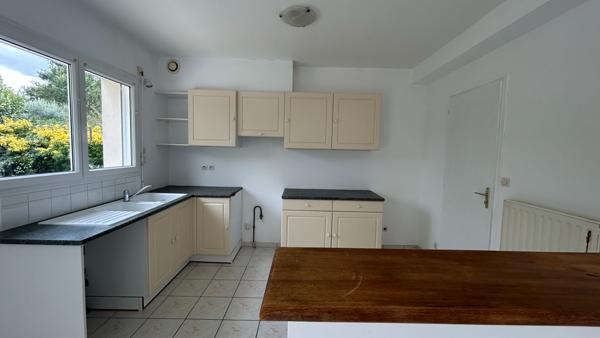 Maison familiale 7 pièces à vendre à Chavagne