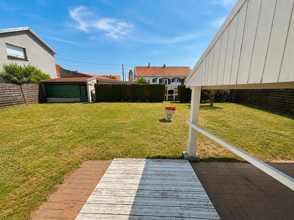 Maison de plain-pied, agrandissement possible, grand terrain