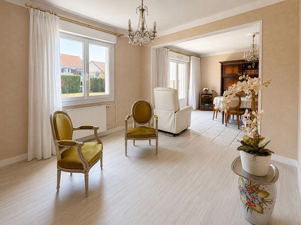 Maison de plain-pied, agrandissement possible, grand terrain
