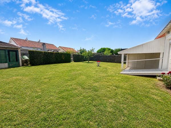 Maison de plain-pied, agrandissement possible, grand terrain