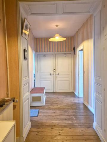 Maison de Maître Charentaise du XIXe siécle avec dépendances