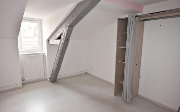 Appartement à vendre    3 pièces • 63 m2 Roanne