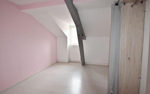 Appartement à vendre    3 pièces • 63 m2 Roanne