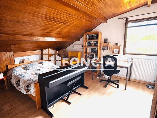 À vendre Maison 5 pièces 131 m² - La Terrasse 38660