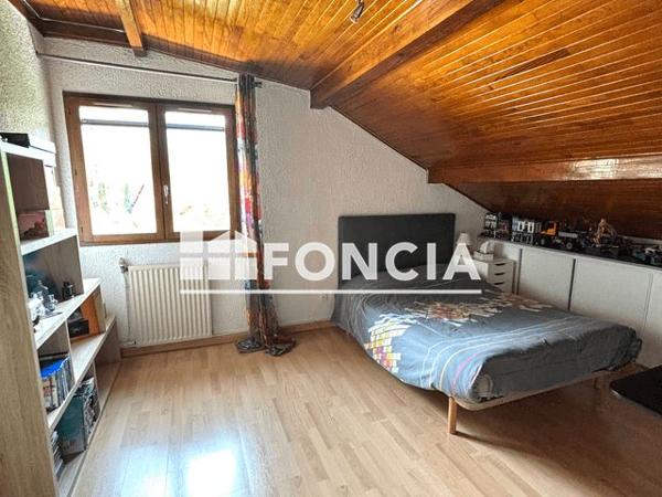 À vendre Maison 5 pièces 131 m² - La Terrasse 38660
